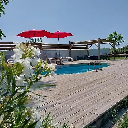 Mas Constantin Appartement Salin-de-Giraud Buitenkant foto